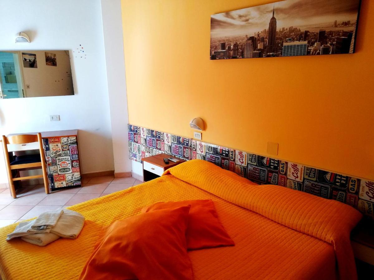 Hotel Galles 리미니 외부 사진